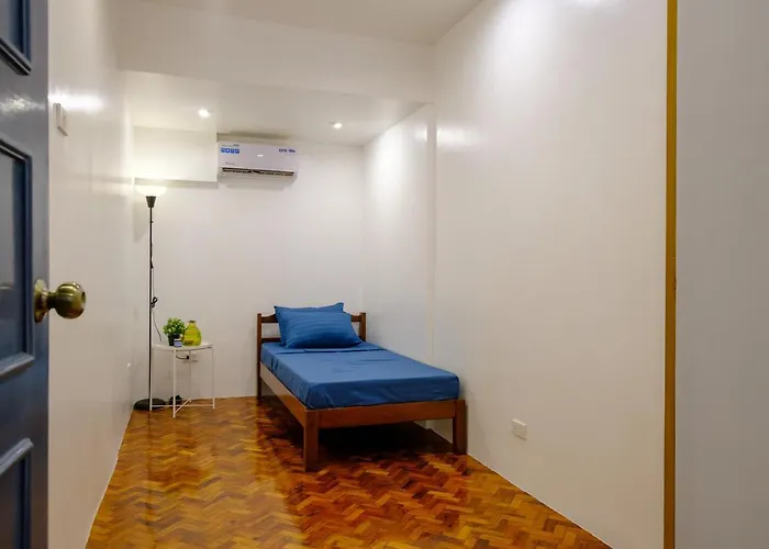 The House Of Windsor - Qc Apartamento Manila